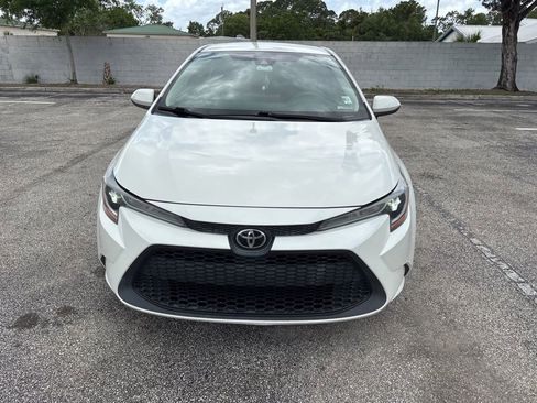 Used 2020 Toyota Corolla LE image 1