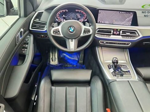 Used 2022 BMW X5 xDrive40i w/ M Sport Package AWD/4WD image 35