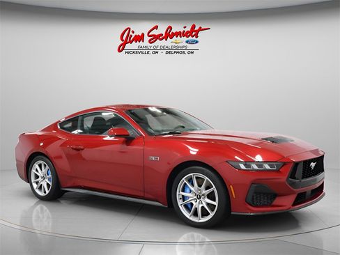 Used 2024 Ford Mustang GT Premium image 2