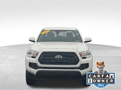 Used 2022 Toyota Tacoma SR image 2
