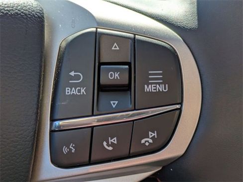 New 2026 Ford Explorer Active w/ Active Comfort Package image 17