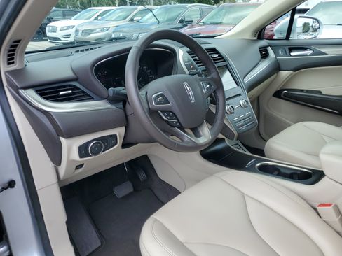 Used 2018 Lincoln MKC Premiere image 15