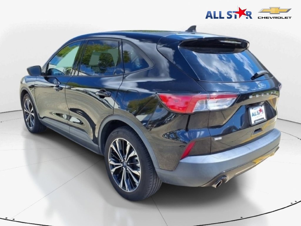 Used 2022 Ford Escape SE w/ SE Sport Appearance Package FWD image 8
