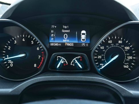 Used 2018 Ford Escape SEL FWD image 22