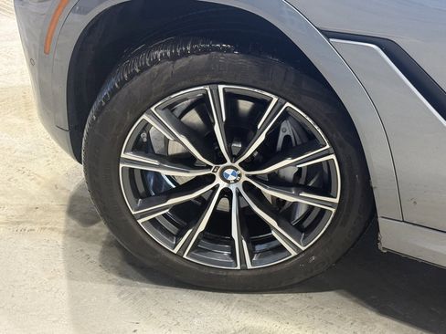 Used 2024 BMW X6 xDrive40i image 7