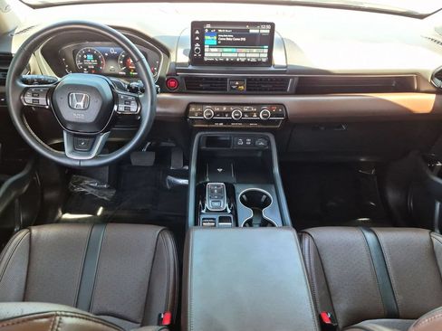 Used 2023 Honda Pilot Elite image 14