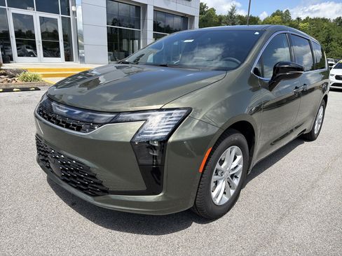 New 2027 Chrysler Pacifica Select FWD image 2