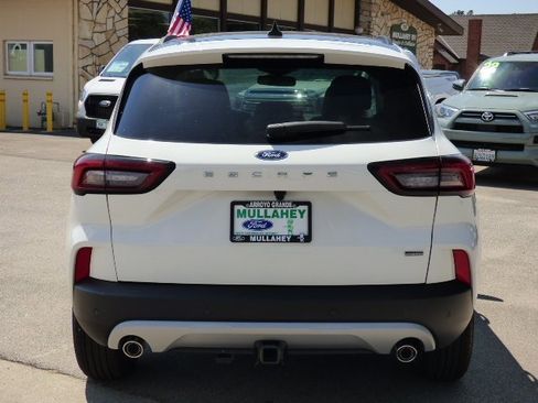 New 2025 Ford Escape Base w/ PHEV Premium Package image 18