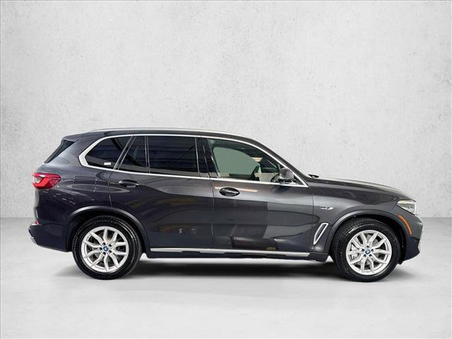 Used 2022 BMW X5 xDrive45e w/ Premium Package AWD/4WD image 4