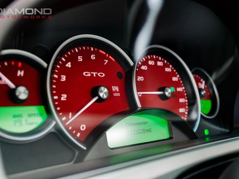 Used 2006 Pontiac GTO image 12