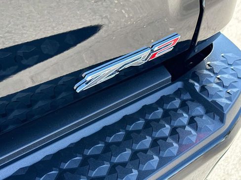 Used 2024 Chevrolet Colorado ZR2 w/ Technology Package image 8