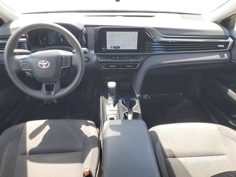 Used 2025 Toyota Camry LE FWD image 11