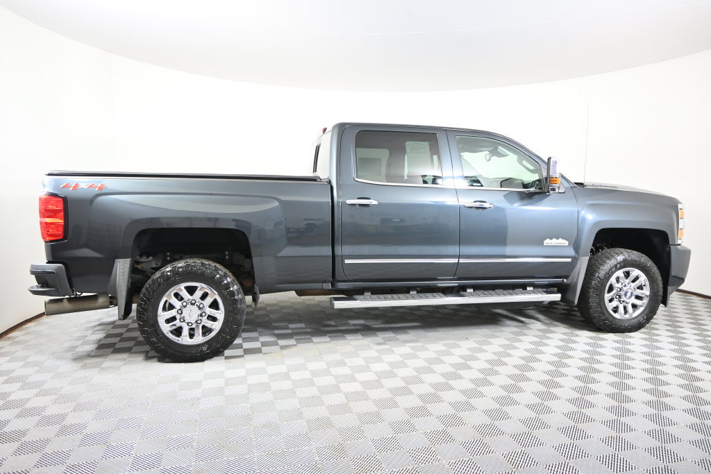 Used 2019 Chevrolet Silverado 3500 High Country w/ Duramax Plus Package AWD/4WD image 8