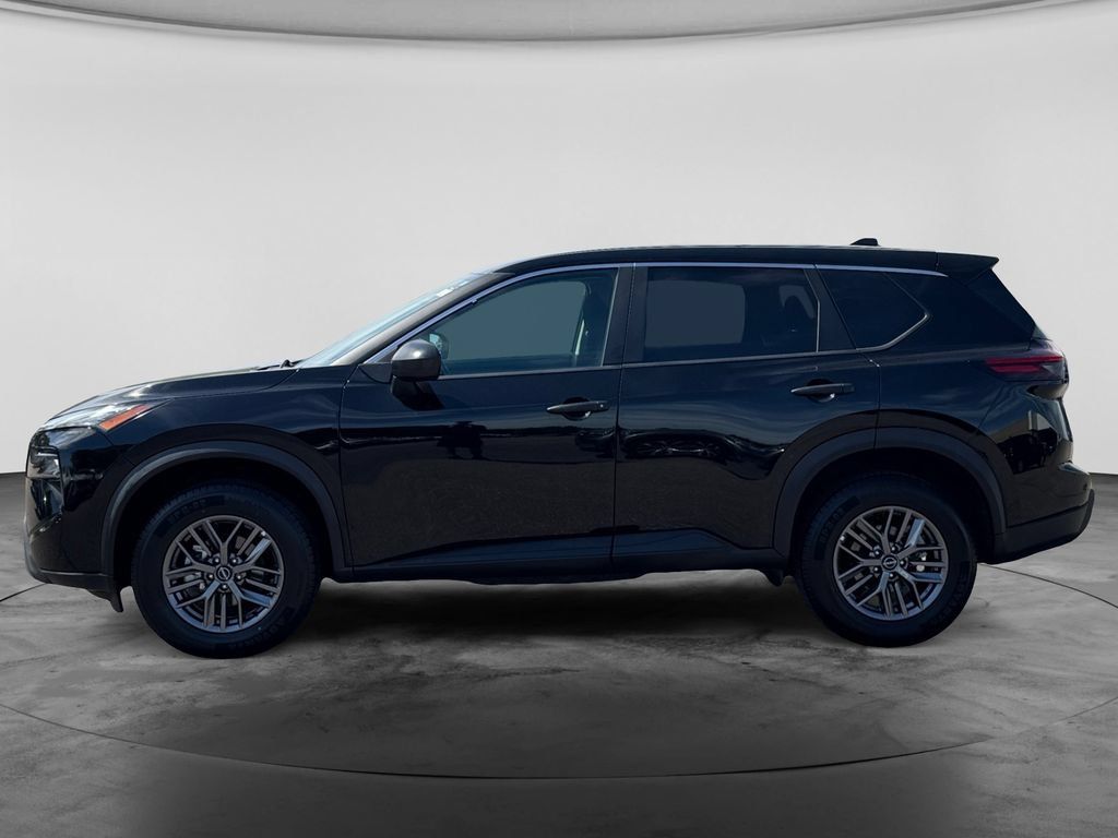 Used 2024 Nissan Rogue S AWD/4WD image 4