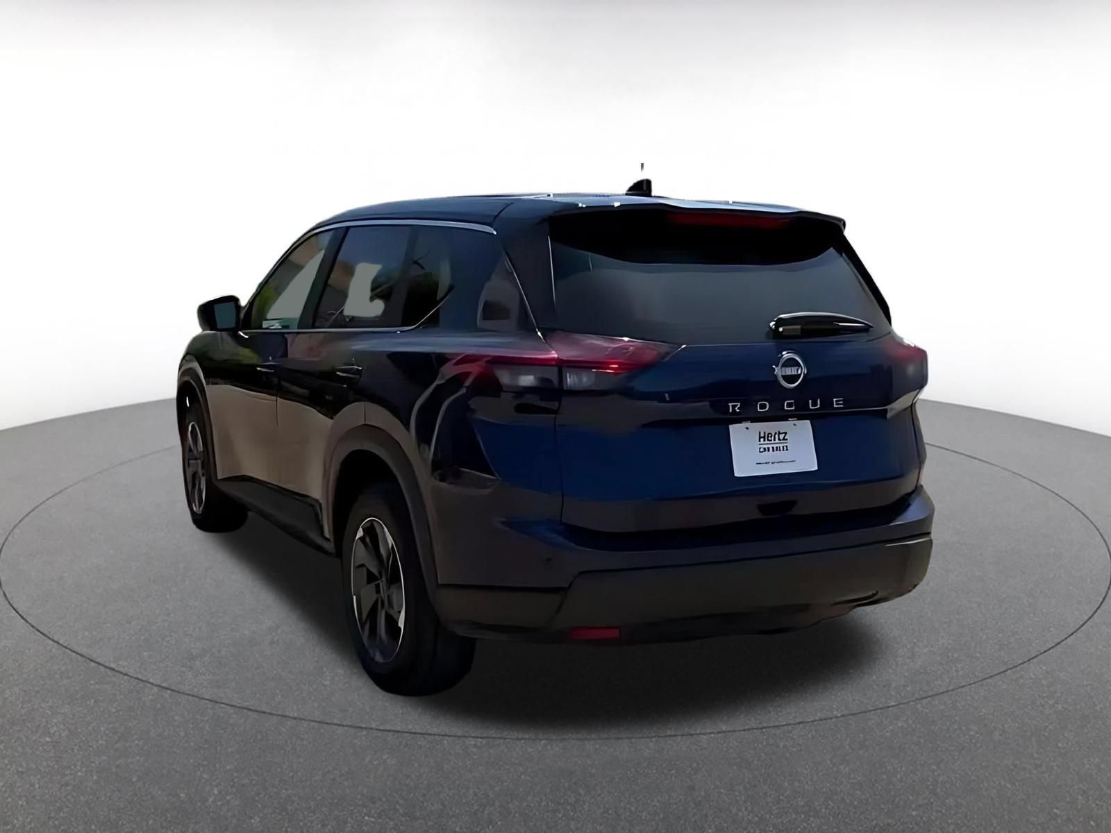 Used 2025 Nissan Rogue SV FWD image 13