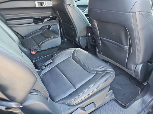 Used 2021 Ford Explorer ST w/ Equipment Group 401A AWD/4WD image 14