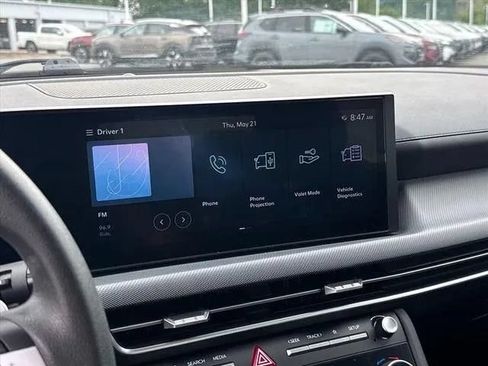 Used 2025 Hyundai Sonata SEL FWD image 24