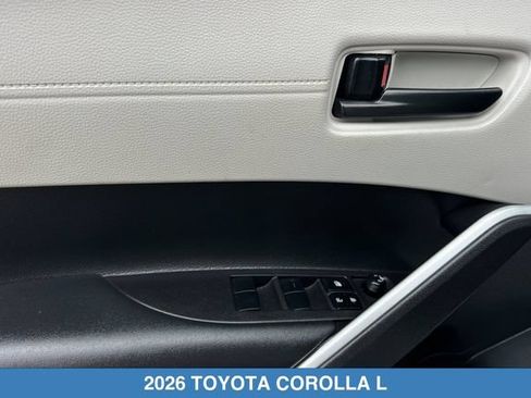 Used 2026 Toyota Corolla Cross L FWD image 12