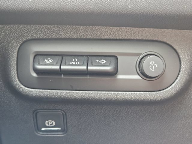 Used 2024 GMC Terrain AT4 w/ Tech Package AWD/4WD image 22