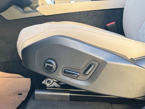 New 2026 Volvo XC90 B6 Plus w/ Protection Package Premier image 14