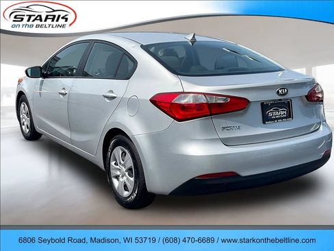 Used 2016 Kia Forte LX w/ LX Popular Package FWD image 4