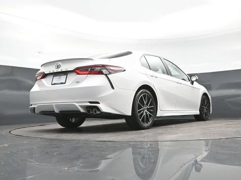 Used 2024 Toyota Camry SE FWD image 24