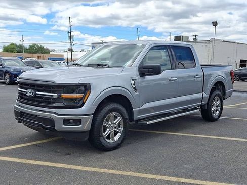 Used 2025 Ford F150 XLT w/ Equipment Group 301A Standard AWD/4WD image 3