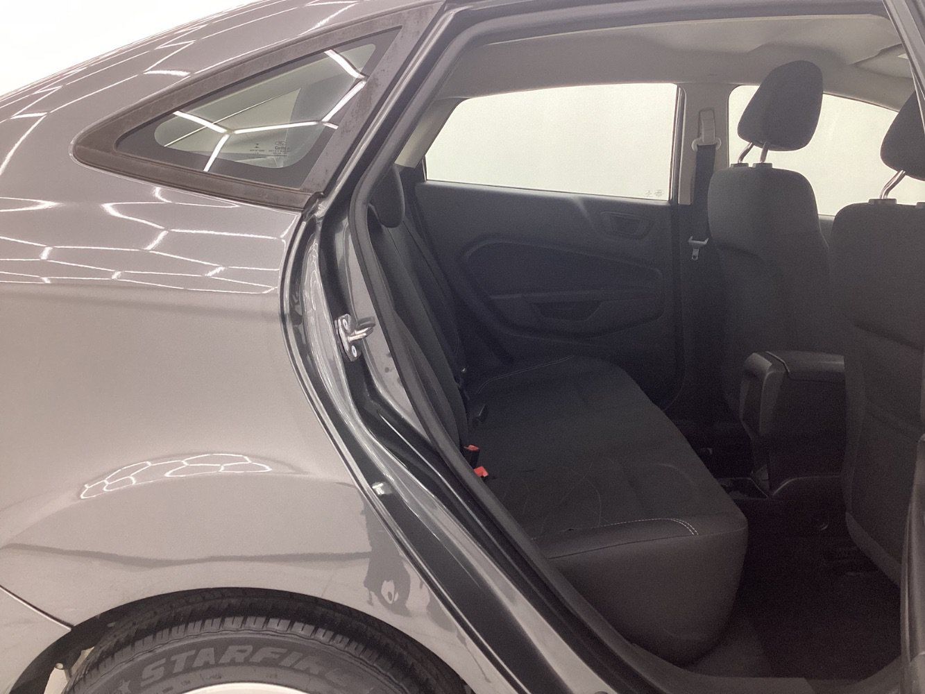 Used 2019 Ford Fiesta SE FWD image 21