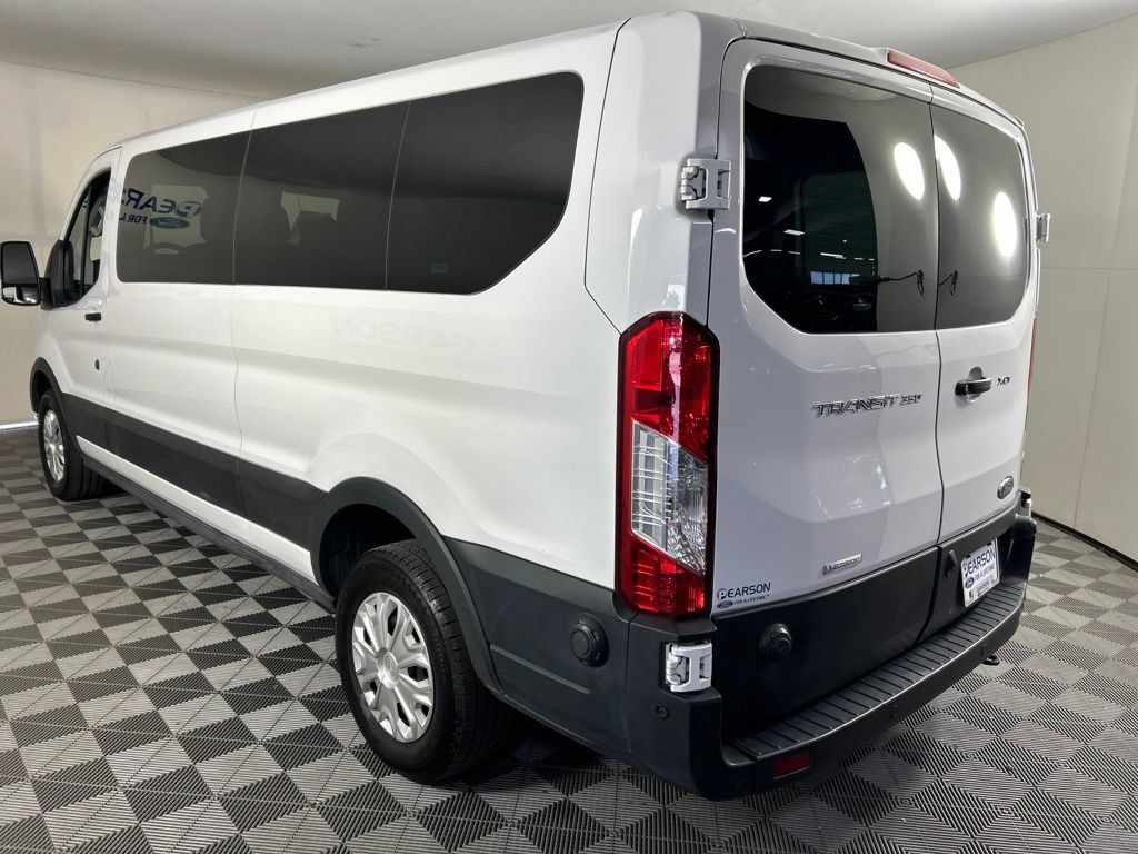 Used 2024 Ford Transit 350 XLT RWD image 5