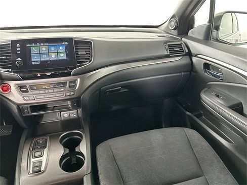 Used 2022 Honda Pilot Sport image 25