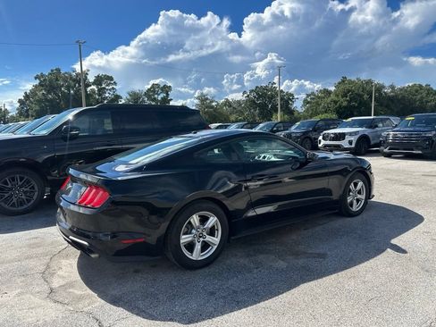 Used 2019 Ford Mustang Coupe RWD image 15