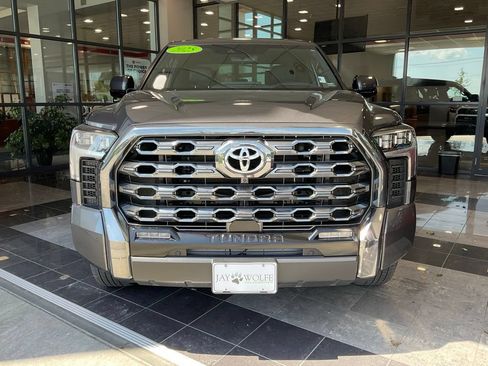 Used 2025 Toyota Tundra Platinum AWD/4WD image 2