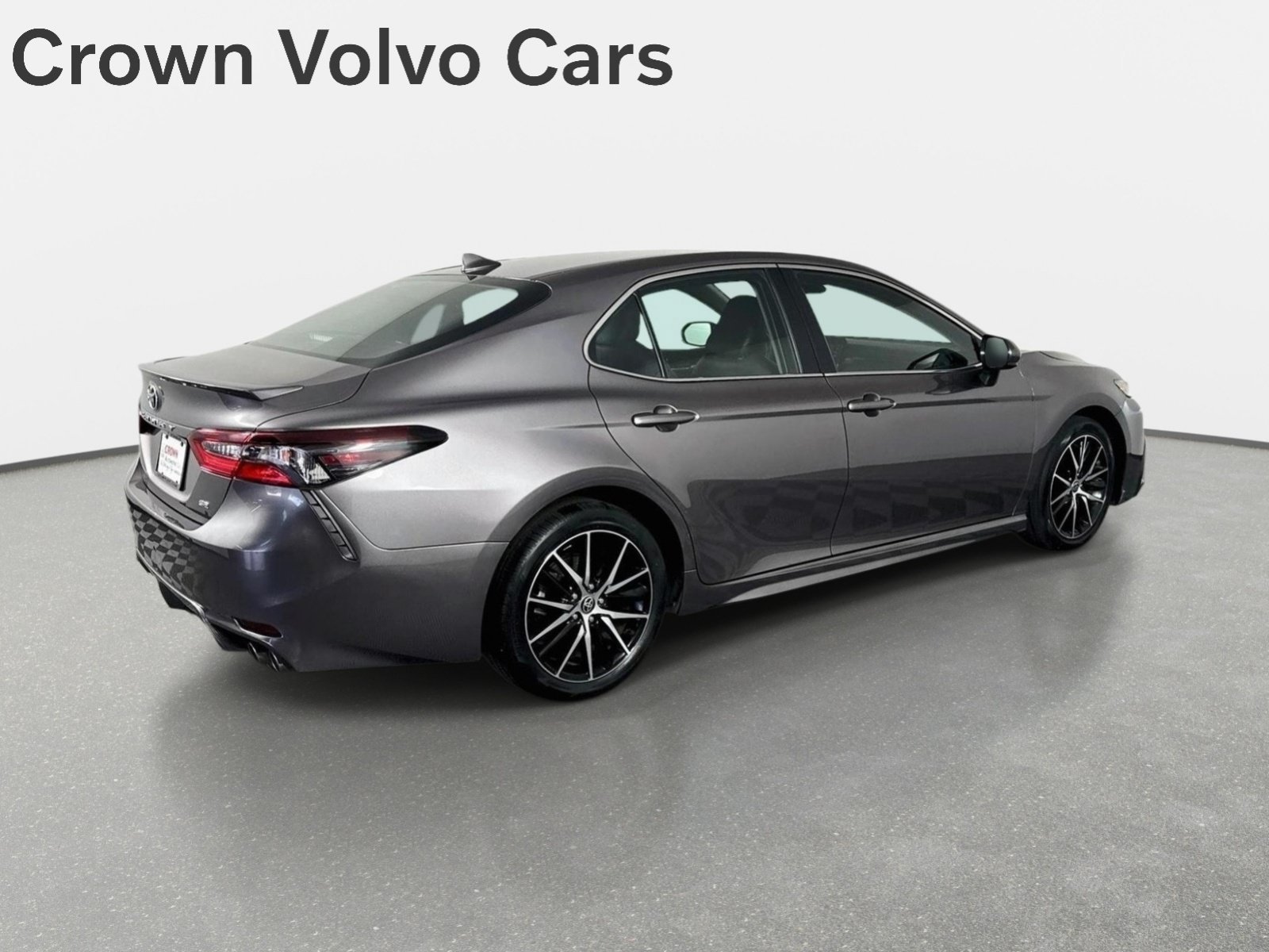 Used 2021 Toyota Camry SE FWD image 5