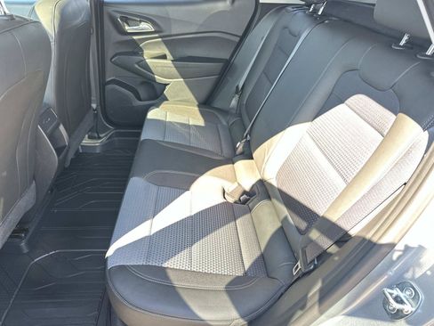 Certified 2024 Chevrolet Trax LT w/ Sunroof Package FWD image 11