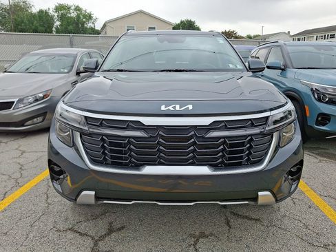 Used 2024 Kia Seltos S AWD/4WD image 4
