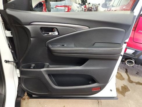 Used 2022 Honda Pilot Special Edition image 36