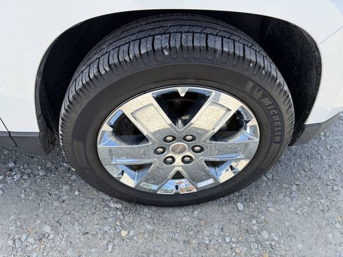 Used 2017 GMC Acadia Limited SLT FWD image 11
