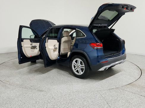 Certified 2021 Mercedes-Benz GLA 250 image 17