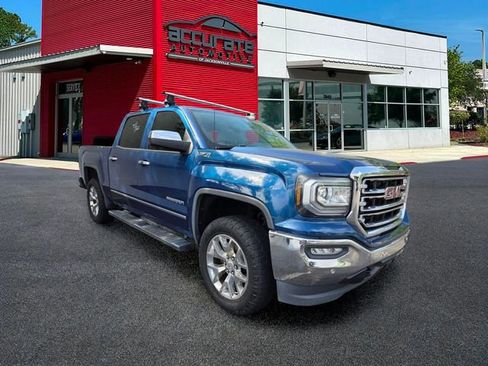 Used 2018 GMC Sierra 1500 SLT w/ SLT Premium Package image 2
