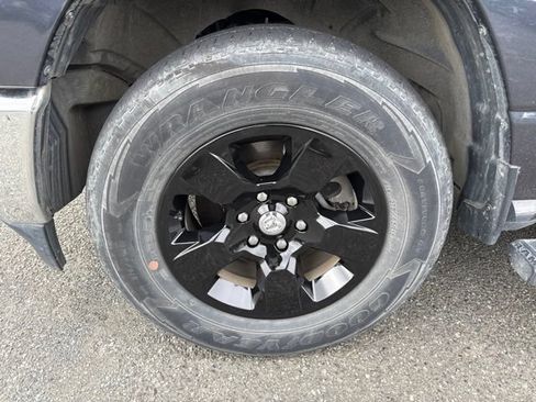 Used 2021 RAM 1500 Big Horn AWD/4WD image 5