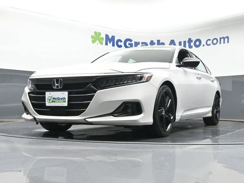 Used 2022 Honda Accord Sport image 6