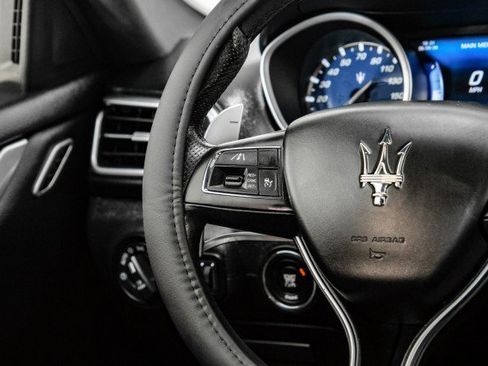 Used 2017 Maserati Ghibli S Q4 AWD/4WD image 15
