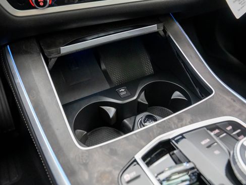 New 2026 BMW X5 xDrive50e w/ Executive Package image 19