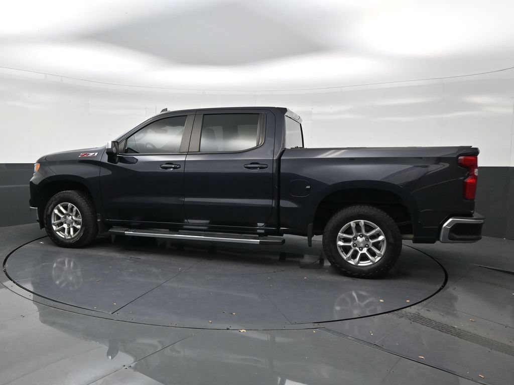 Used 2023 Chevrolet Silverado 1500 LT w/ Z71 Off-Road Package AWD/4WD image 2