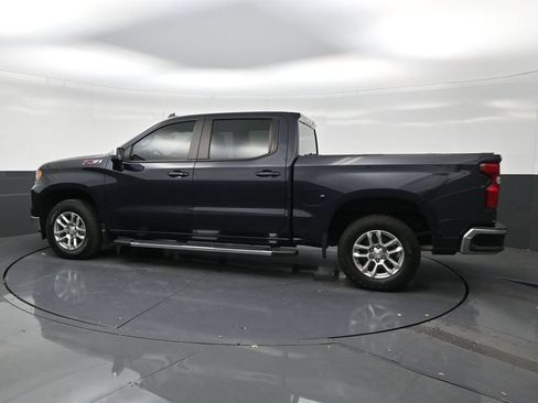 Used 2023 Chevrolet Silverado 1500 LT w/ Z71 Off-Road Package AWD/4WD image 2