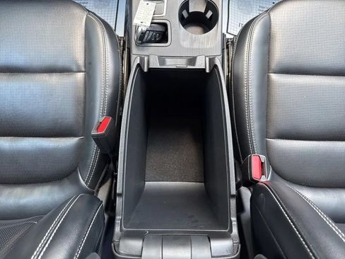 Used 2024 Ford Escape Platinum AWD/4WD image 33