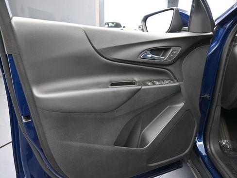 Used 2023 Chevrolet Equinox LT image 16