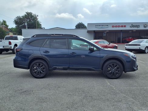 Used 2025 Subaru Outback Onyx Edition AWD/4WD image 20
