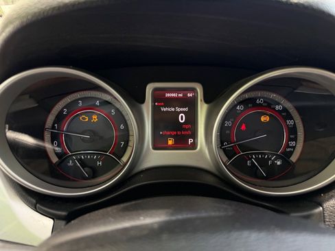 Used 2013 Dodge Journey SE image 22