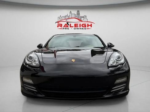 Used 2011 Porsche Panamera 4 image 3